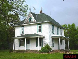 56812 105th St, Mapleton, MN 56065