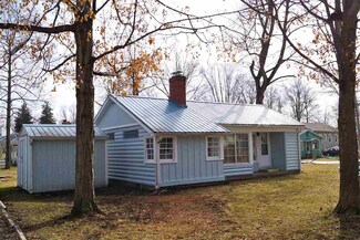 6592 N 9th Trail, North Webster, IN 46555