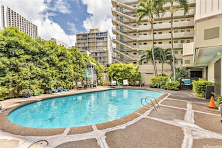 134 Kapahulu Ave Unit 700, Honolulu, HI 96815