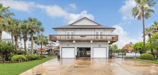 1415 Mango Dr, Galveston, TX 77554