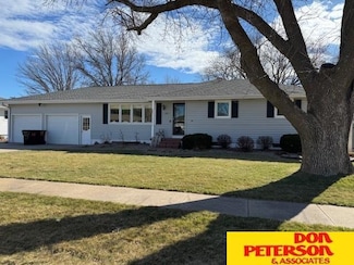 1280 W Dodge Ave, Arlington, NE 68002