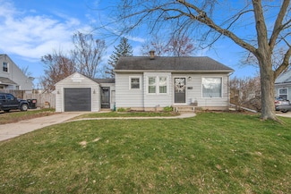 2866 Sharon Ave SW, Wyoming, MI 49519
