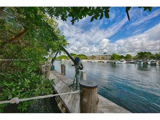 287 Las Brisas Ct, Coral Gables, FL 33143