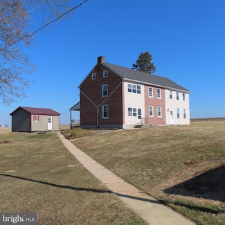 1410 Gillan Dr, Saint Thomas, PA 17252