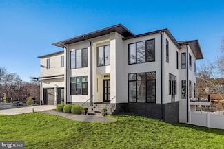 1573 Westmoreland St, McLean, VA 22101