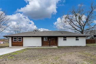 508 Poplar St, Italy, TX 76651
