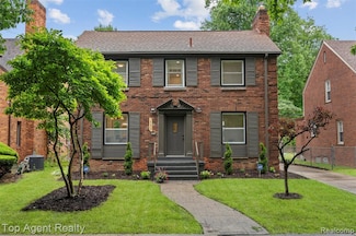 14638 Greenview Rd, Detroit, MI 48223