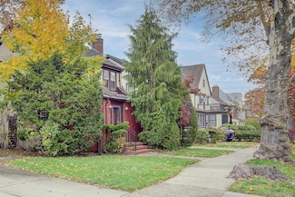 70-50 Ingram St, Flushing, NY 11375