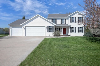 1810 Gateway Meadows Ln, Neenah, WI 54956