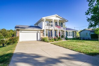 4730 Kimberly Ln, Pleasant Hill, IA 50327