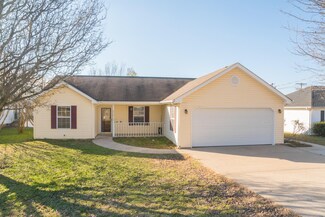 103 Colony Cir, Fort Oglethorpe, GA 30742