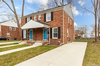 1225 E 4th St, Royal Oak, MI 48067