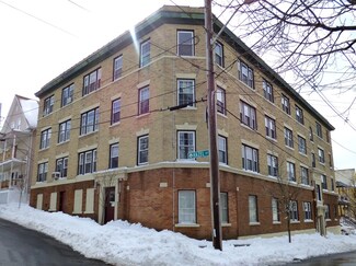 2 Hazel St Unit 16, Salem, MA 01970