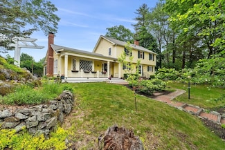 16 Rockland Rd, Danvers, MA 01923