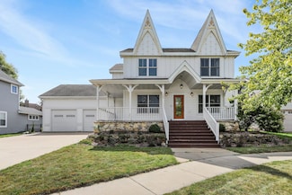 1605 Kohler Ct, Waunakee, WI 53597