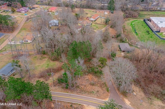 212 North St, Brandon, MS 39042