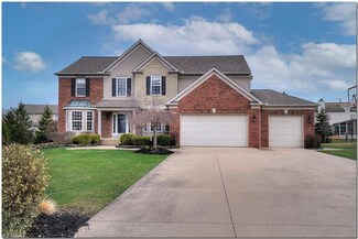 983 Shelton Cir, Broadview Heights, OH 44147