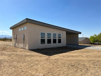 7374 Olympic Rd, Joshua Tree, CA 92252
