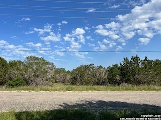 757 Rayner Ranch Blvd, Canyon Lake, TX 78070