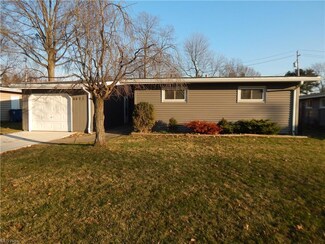 6425 Denison Blvd, Parma Heights, OH 44130