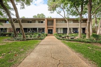642 S Ripple Creek Dr Unit 642, Houston, TX 77057