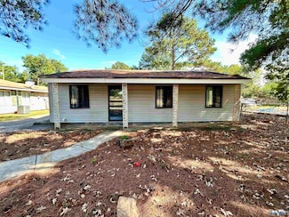 512 Monroe Dr NW, Decatur, AL 35601