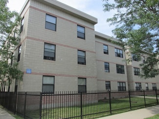 4752 S Wabash Ave Unit 301, Chicago, IL 60615