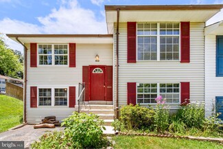 2613 Vivaldi Ln, Gambrills, MD 21054