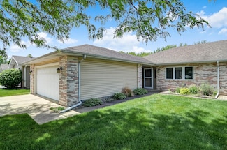 8546 Orchard Dr, Highland, IN 46322