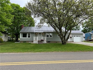 85 Canal Rd, Frazeysburg, OH 43822