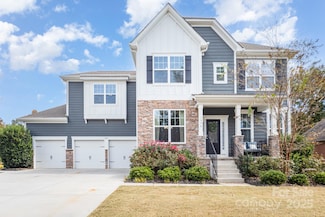 1556 Prickly Ln, Waxhaw, NC 28173