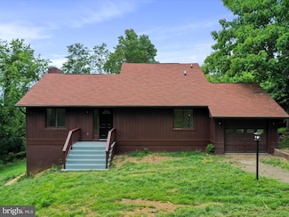 143 Zinn Way, Linden, VA 22642