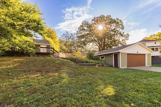 4206 France Ave N, Robbinsdale, MN 55422