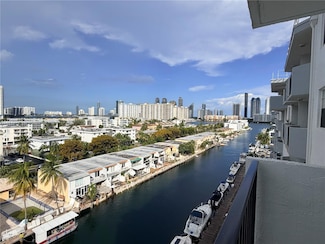 3703 NE 166th St Unit 910, North Miami Beach, FL 33160