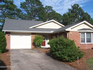 510 Pinehurst Trace Dr, Pinehurst, NC 28374