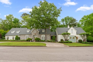 10040 National Club Dr, Collierville, TN 38017