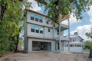 2301 N Ridgewood Ave, Tampa, FL 33602