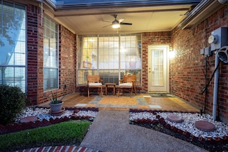 7906 Munich Dr, Rowlett, TX 75089