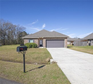 18122 Bass Lake Trail, Ponchatoula, LA 70454