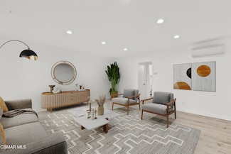 8800 Cedros Ave Unit 204, Panorama City, CA 91402