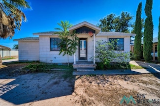 1403 A W Fox St, Carlsbad, NM 88220
