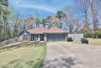 637 School Ct, Columbus, GA 31907