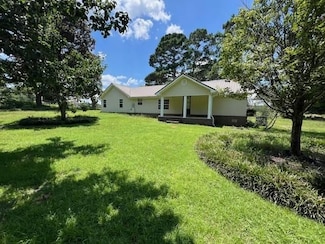239 Aubie Rd, Samson, AL 36477