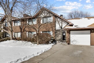 305 Walters Ln Unit 2B, Itasca, IL 60143
