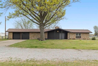 301 E Prospect Ave, Ponca City, OK 74601