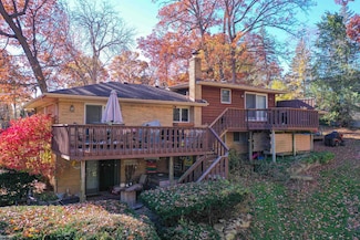 1244 Pomona Ct, Fenton, MI 48430