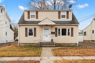 55 Insley Ave, Rutherford, NJ 07070
