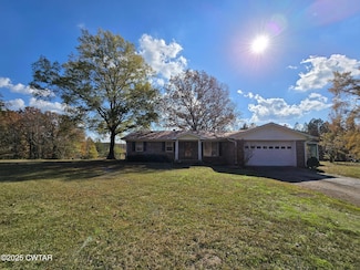 5264 Hines Gin Rd, Selmer, TN 38375