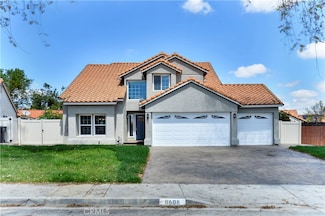 8608 Oakthorn Cir, Riverside, CA 92508