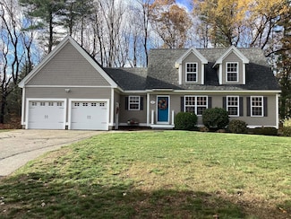 15 Bootland Farm Rd, Newton, NH 03858